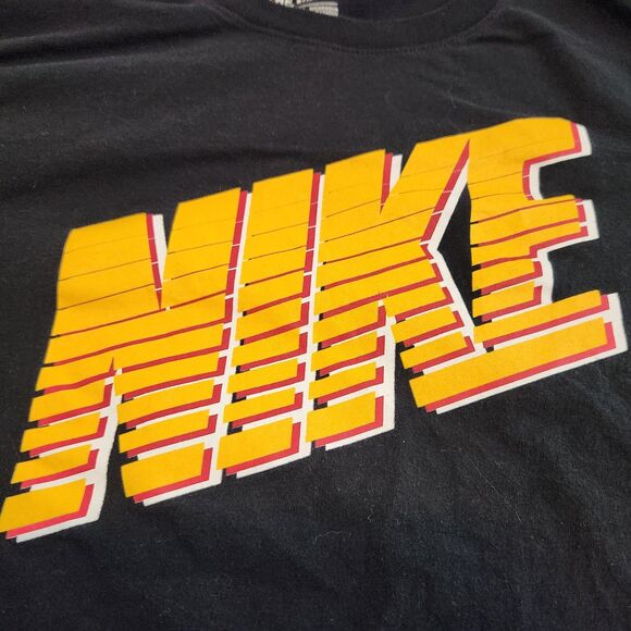 Nike Shirt Mens XL Black Short Sleeve Yellow NIKE Spell Out Athletic Tee - Picture 3 of 12